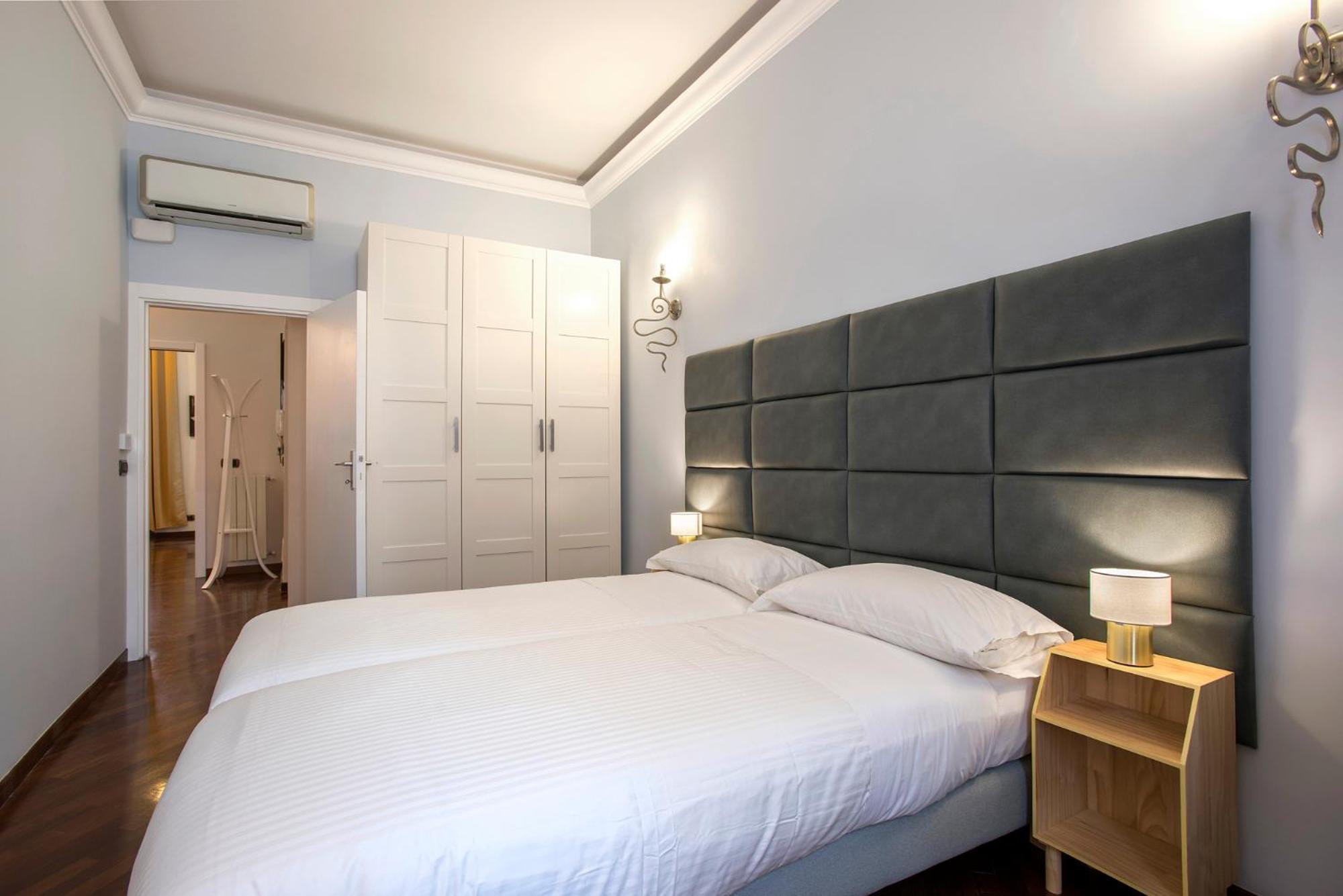Apartment Montebello Style Rome